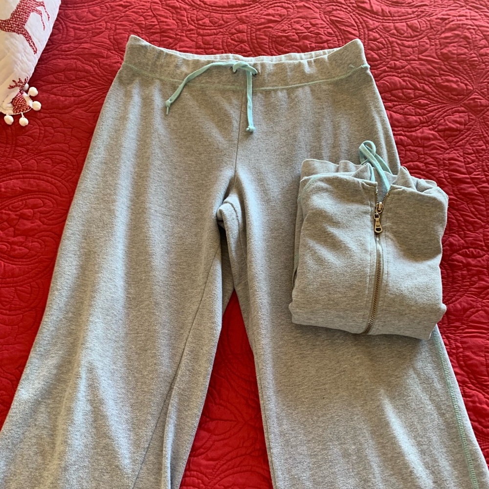 Warmup suit - Picture 3 of 10